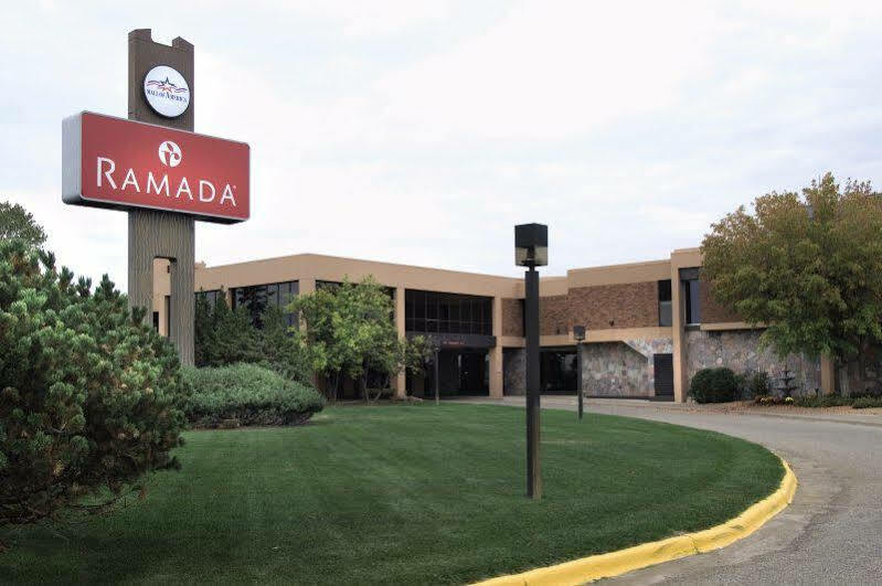 Ramada Msp Airport At The Mall Bloomington Exterior foto